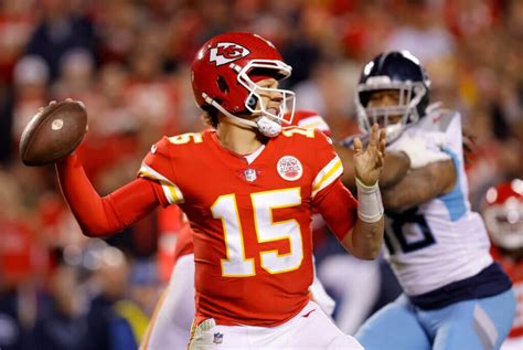 NFL Week 9: Chiefs’ Patrick Mahomes takes charge in crunch time; more ...