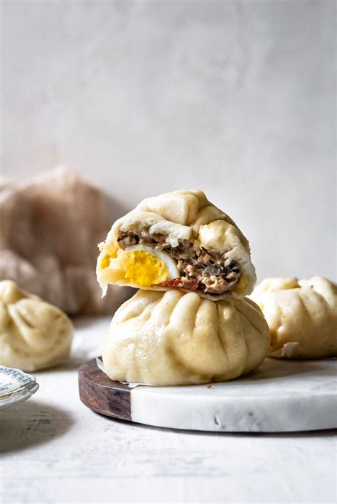 Traditional Banh Bao Recipe (Vietnamese Steamed Pork Buns) - Cooking ...