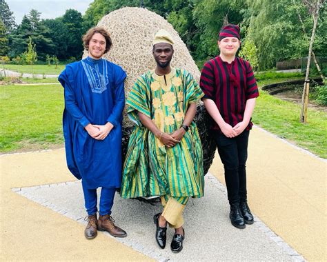 Nigerian student in UK shares how he got friends to wear traditional ...