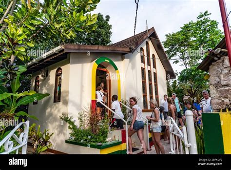 Nine Mile, Jamaica JANUARY 07, 2017: Bob Marley mausoleum building ...