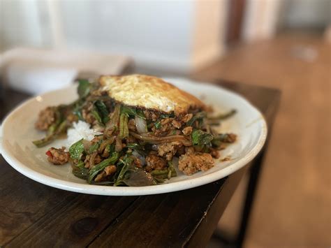 Pad Kra Pow!! Favorite Thai dish!! : r/AmateurFoodPorn