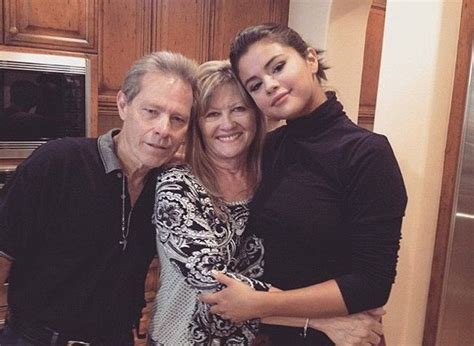 Selena Gomez Family: 2 Half-Sisters, Mother, Father, Grandparents - BHW