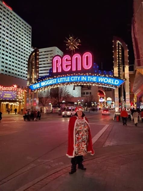 Ultimate Santa Crawl Reno Guide - Tammilee Tips