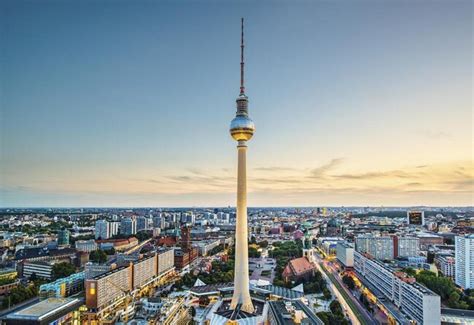 Mérges lesz Melbourne Saga visit berlin fernsehturm este halál ...