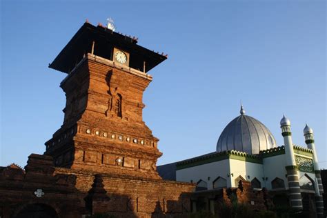 Makam Sunan Kudus di Kudus, Dipadati Ziarah Menjelang Lebaran