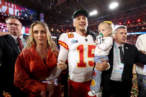 Patrick Mahomes Celebrated His Super Bowl Win With His Wife and Toddler ...