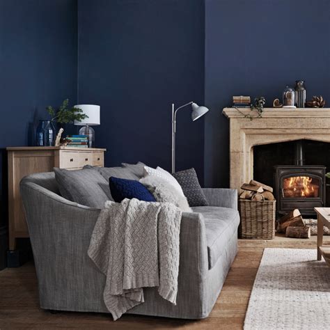 How to Combine Blue and Gray in Your Living Room