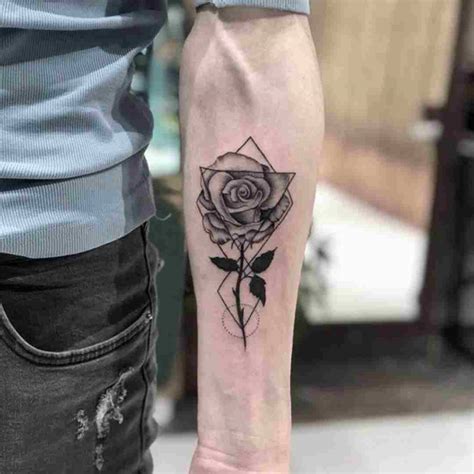 The Best Rose Tattoo Guide By Tattoo Designers - Tattoo Stylist