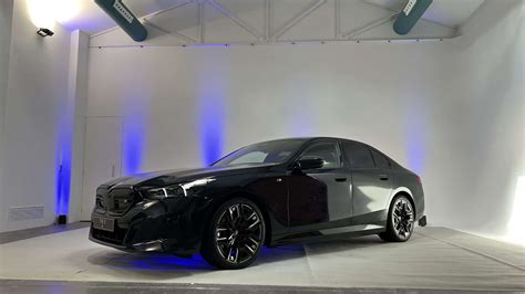 √2023 BMW i5 M60: First Look in Black Sapphire - BMW Nerds