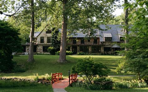 Plan Your Summer Getaway to Upstate New York with These 10 Chic Hotels ...