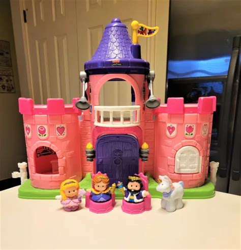 FISHER PRICE LITTLE People Lil' Kingdom Palace Pink Castle Figures £23. ...