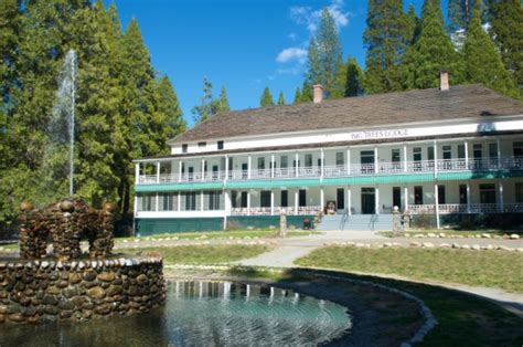 Wawona Hotel Dining Room (Seasonal) | yosemitethisyear.com