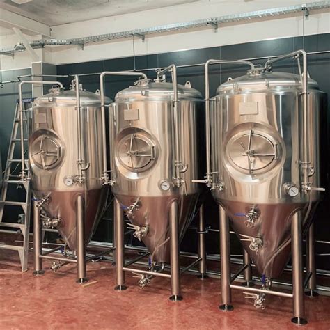 1000L SUS304 Big Size Commercial Beer Brewing Equipment Conical ...