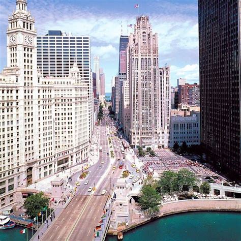 The Best of Chicago's Mag Mile