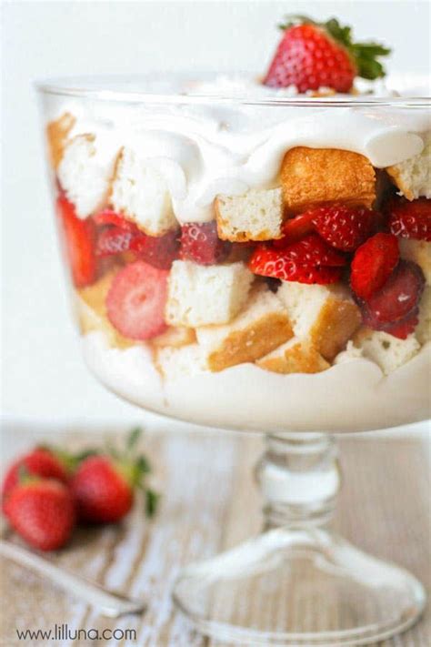 Very simple and delicious Strawberries and Cream Angel Food Cake Trifle ...