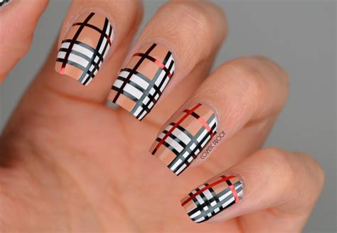 15 Mesmerising Striping Tape Nail Art to Make a Difference