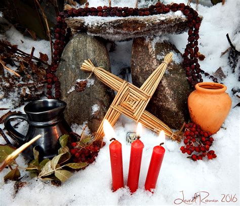 Imbolc altar | Pagan, Candlemas, Imbolc ritual