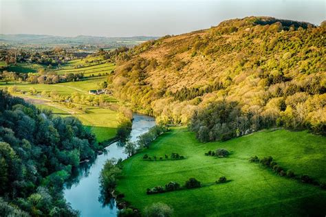 This is the Wye Valley. | Cool places to visit, Places to go, Beauty ...