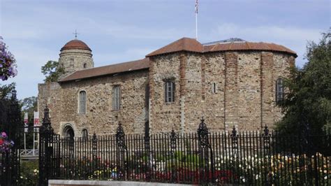 Colchester Castle to open with underfloor heating - BBC News