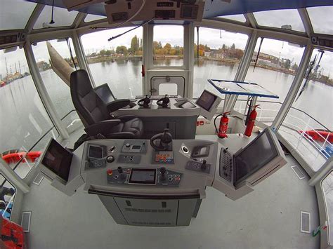 New Tugboat Console Aims To Improve Ergonomics