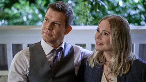 'Signed, Sealed, Delivered' Star Eric Mabius Teases Obstacles Before ...