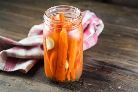 Quick Pickling Carrots: A Step-by-Step Guide for Fast Results - PlantHD