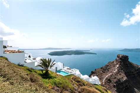 Grace Hotel | Boutique Hotel in Santorini, Greece - Auberge Resorts