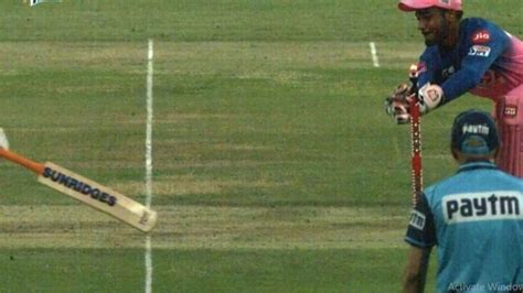 Dhoni run-out IPL 2020: Watch CSK captain falls short of crease vs ...