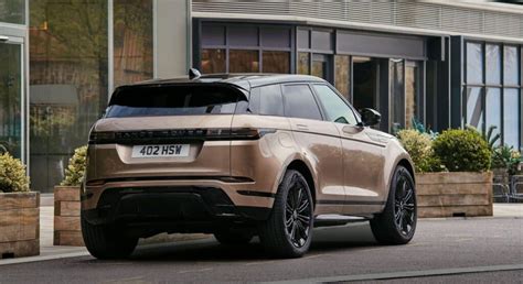 First Look: 2024 Land Rover Range Rover Evoque - The Detroit Bureau