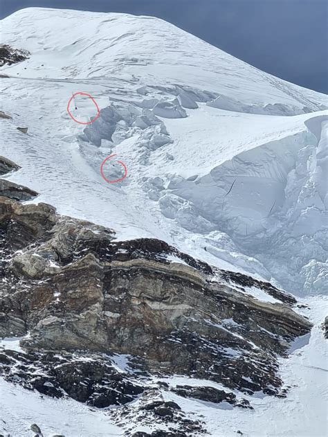 "I Found One of the Bodies on K2" -- An Exclusive Report » Explorersweb