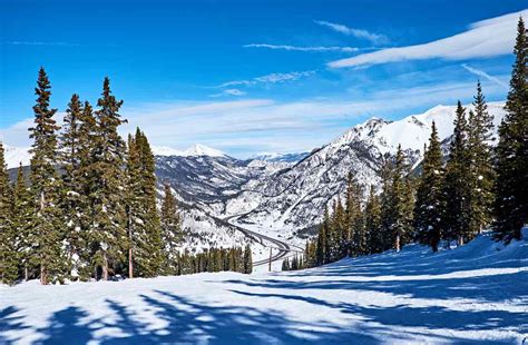 5 of the Best Colorado Ski Resorts for Families