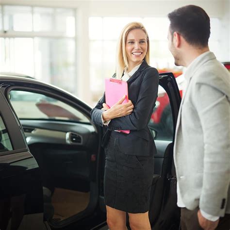 Lease vs. Buy A New Buick or GMC Vehicle | AutoNation Buick GMC Henderson