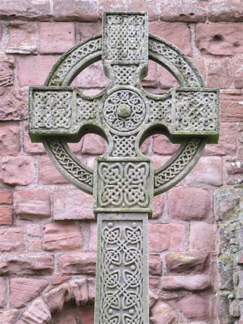 Symbolism of the Celtic Cross - Christian Heritage Edinburgh