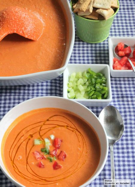 Gazpacho andaluz casero, la receta tradicional más fácil