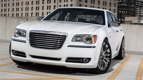 Chrysler 300 Motown Edition | 2013MY | Front