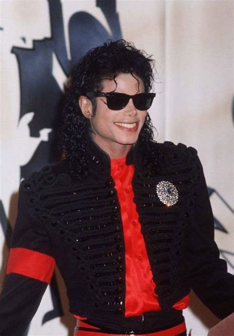 Top 10 Favorite Michael Jackson Outfits | Michael Jackson⠀ Amino