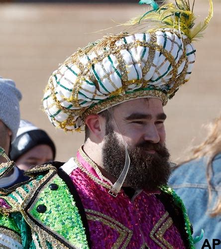 Philadelphia Eagles fans create Jason Kelce Mummer snowmen during nor ...