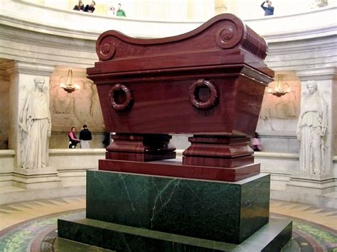 Napoleon's tomb | Napoleon, Napoléon bonaparte, Tomb