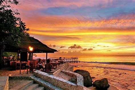 10 Best Romantic Sunset Bars in Bali - Great Bars for Honeymooners in ...