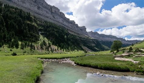 Plastics blowing their way to the Pyrenees Mountains