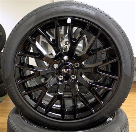 2015 perfomance package rims and tires - Canadian Mustang Owners Club ...