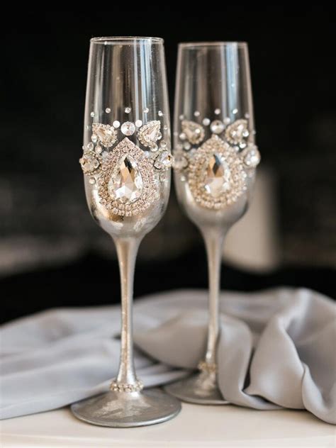 36 Wedding Champagne Flutes for Your First Toast as a Married Couple