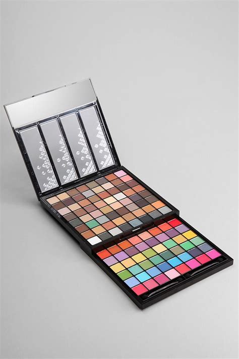 NYX Box Of Eye Shadows Palette | Eyeshadow, Shadow palette, Makeup palette