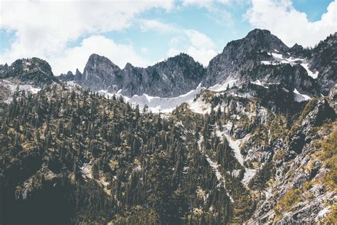 Snow Lake Hiking Trail | Outdoor Project