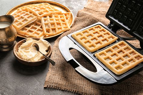 Best waffle maker - sekacopper