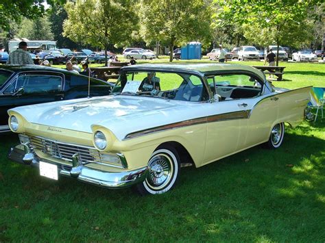 1957 Ford Fairlane 500 4dr Hardtop