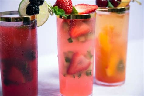 The Key to Summer Drinks on Demand? Cocktail Ice Cubes | HGTV