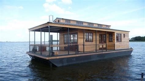 PAM - pontonboot Pontoon Houseboat, Houseboat Living, Pontoon Boats ...