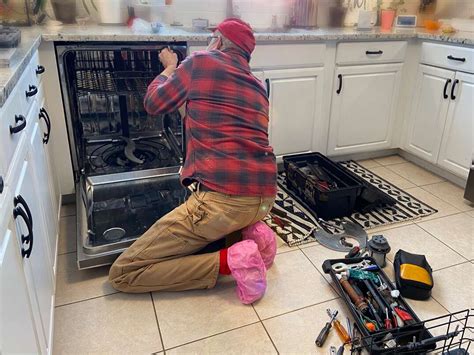 How to Install a Dishwasher | HomeServe USA