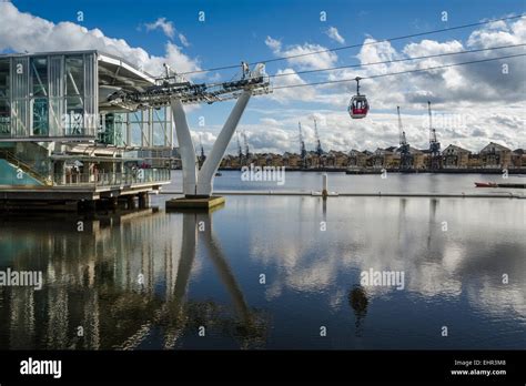 The Emirates Airline or Thames Cable Car connects the O2 Arena with the ...